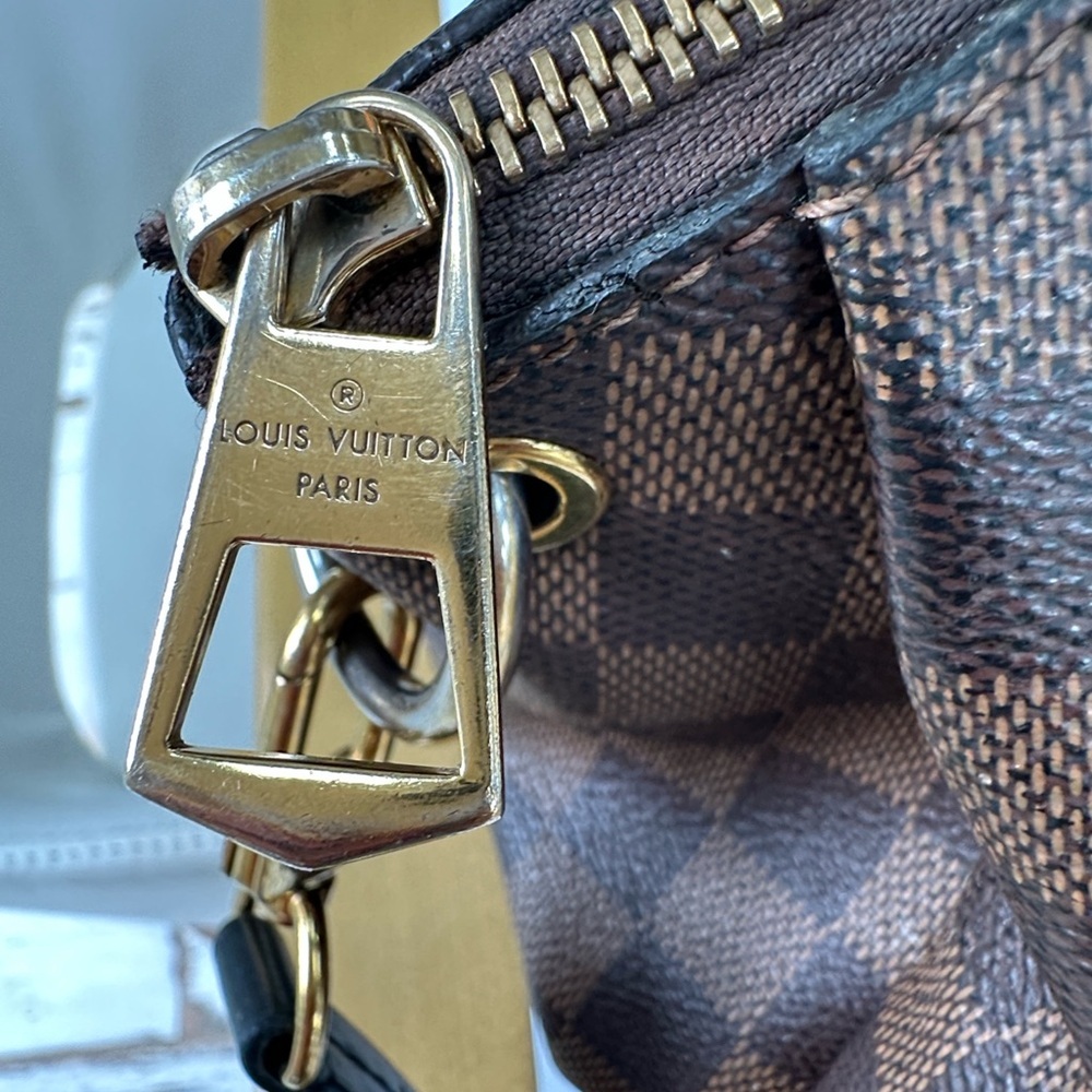 Louis Vuitton Odeon Tote MM - Picture 11 of 14